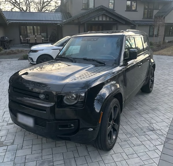 Black SUV after a Royalty Rinse full detail
