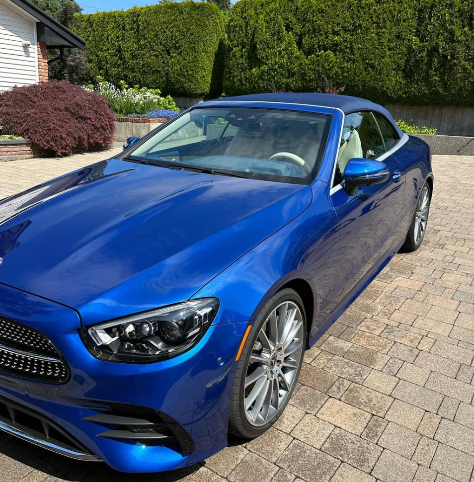Blue Mercedes after express mobile detailing